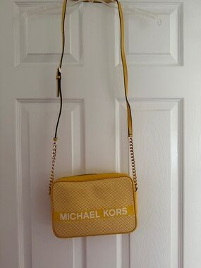 Michael Kors Yellow and White Crossbody Camera Bag